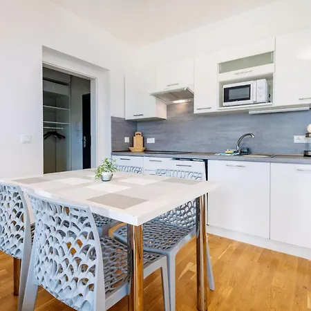 Horsky Temari 12 Klinovec Лоучна-под-Клиновцем